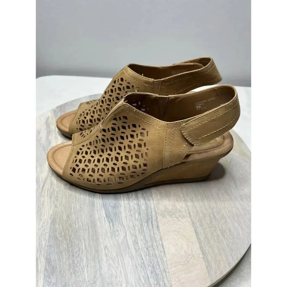 Earth Cascade Camel Tan Laser Cut Open Toe Leather Sandals Women’s Sz 9D - Picture 3 of 9